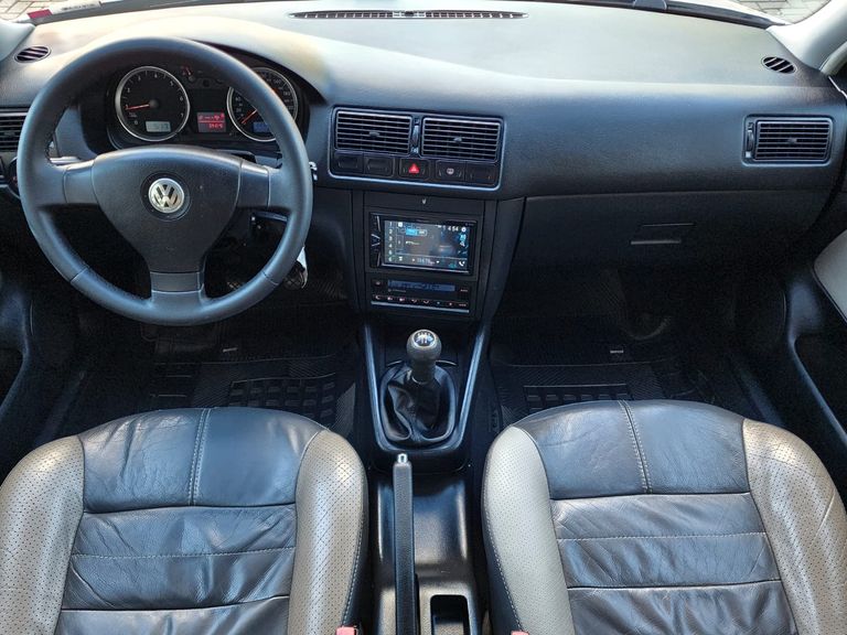 VolksWagen Golf Sportline 1.6 Mi Total Flex 8V 4p