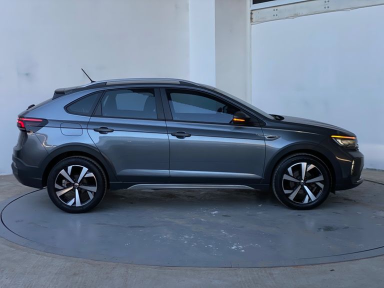 VolksWagen Nivus Highline 1.0 200 TSI Flex Aut.