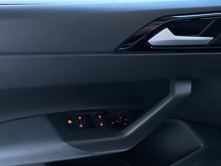 VolksWagen Nivus Highline 1.0 200 TSI Flex Aut.