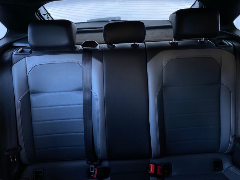 VolksWagen Nivus Highline 1.0 200 TSI Flex Aut.