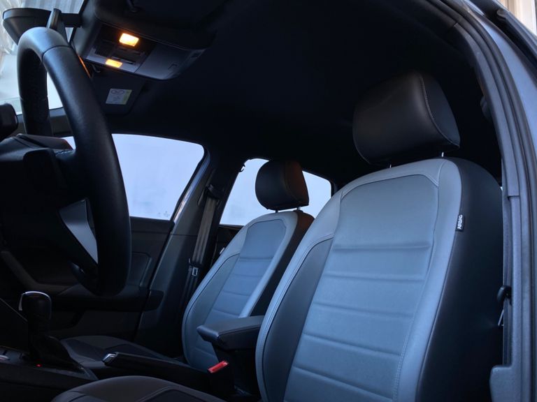 VolksWagen Nivus Highline 1.0 200 TSI Flex Aut.