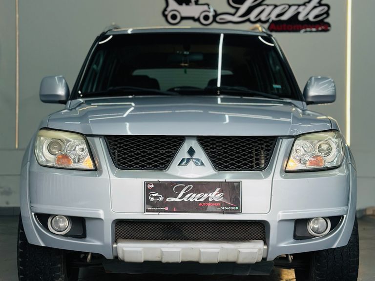 Mitsubishi Pajero TR4 2.0 Flex 16V 4X2 Aut.