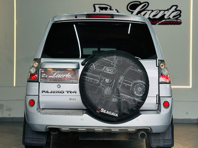 Mitsubishi Pajero TR4 2.0 Flex 16V 4X2 Aut.