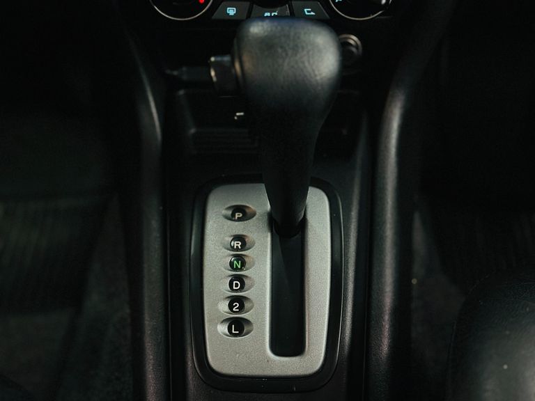 Mitsubishi Pajero TR4 2.0 Flex 16V 4X2 Aut.