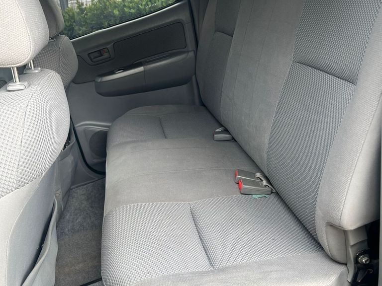 Toyota Hilux CD SRV D4-D 4x4 3.0 TDI Diesel Aut