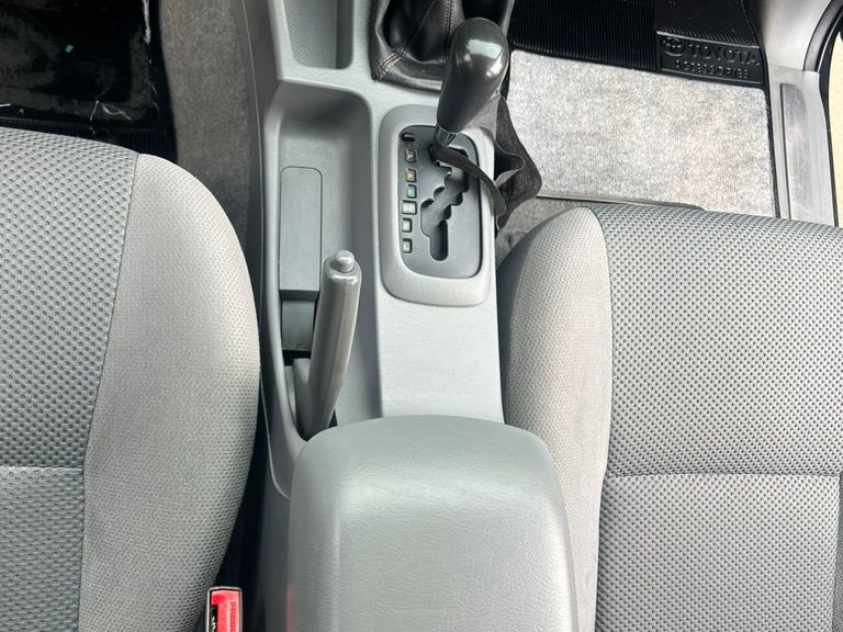 Toyota Hilux CD SRV D4-D 4x4 3.0 TDI Diesel Aut