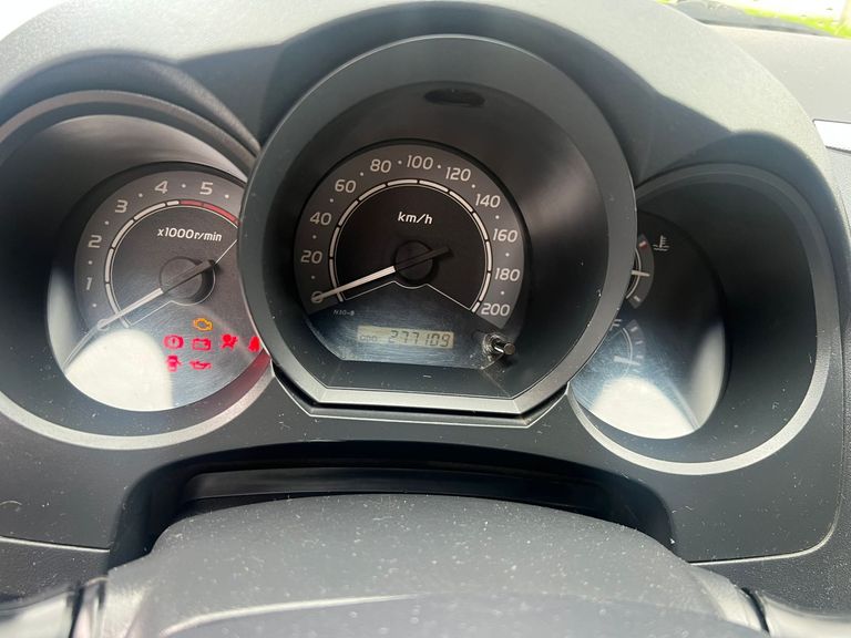 Toyota Hilux CD SRV D4-D 4x4 3.0 TDI Diesel Aut