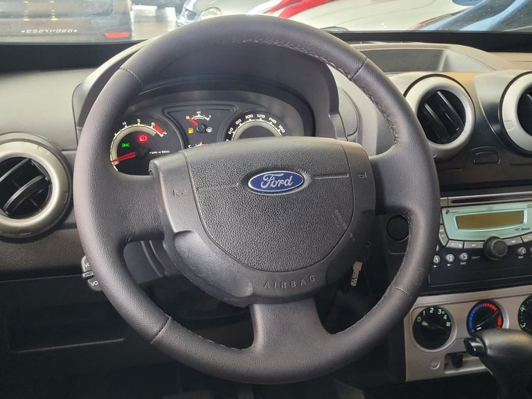 Ford EcoSport XLT 2.0/ 2.0 Flex 16V 5p Aut.