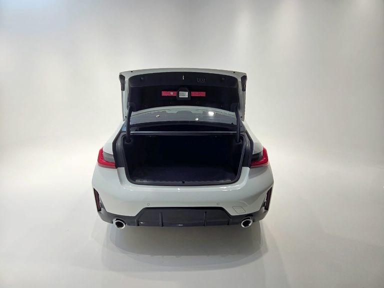 BMW 320iA 2.0 TB M Sport A.Flex/M.Sport 4p