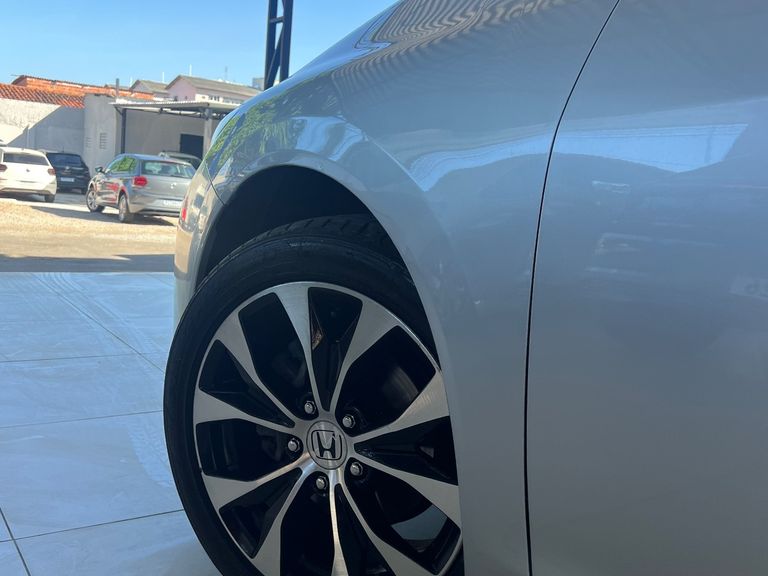 Honda Civic Sedan LXR 2.0 Flexone 16V Aut. 4p