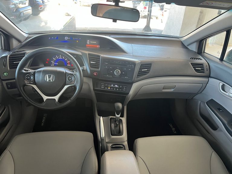 Honda Civic Sedan LXR 2.0 Flexone 16V Aut. 4p