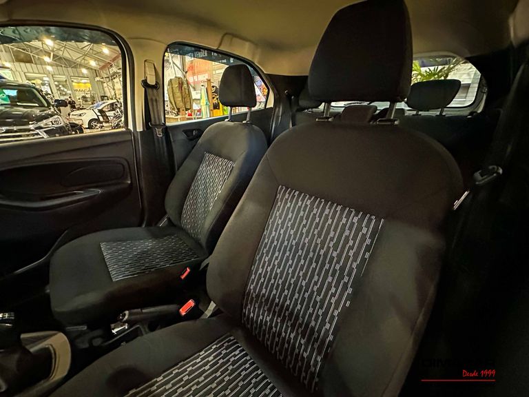 Ford Ka 1.0 SE/SE Plus TiVCT Flex 5p