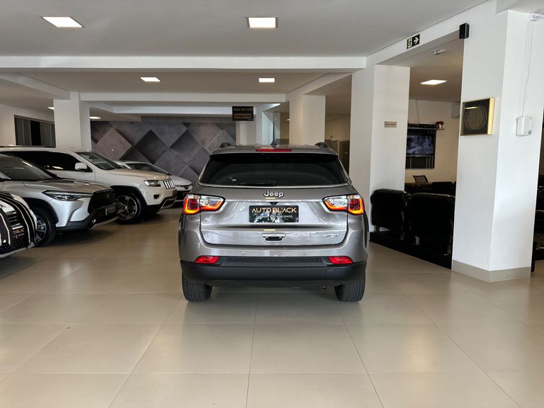 Jeep COMPASS LONGITUDE 2.0 4x2 Flex 16V Aut.