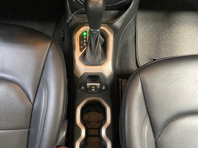 Jeep Renegade 1.8 4x2 Flex 16V Aut.