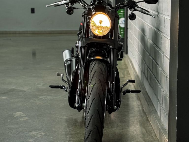 Harley V-ROD 10th ANNIVERSARY EDITION VRSCDX