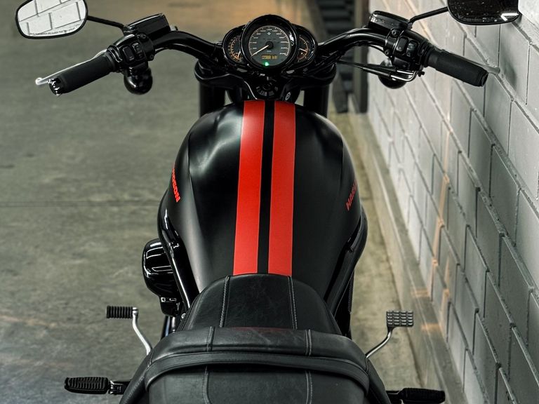 Harley V-ROD 10th ANNIVERSARY EDITION VRSCDX