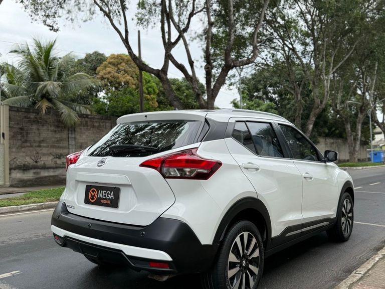 Nissan KICKS SV 1.6 16V FlexStar 5p Aut.