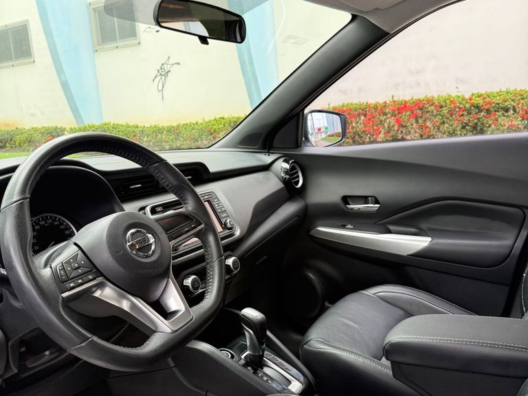 Nissan KICKS SV 1.6 16V FlexStar 5p Aut.