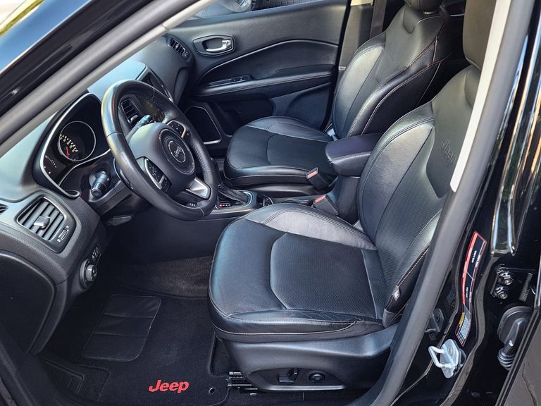 Jeep COMPASS LONGITUDE 2.0 4x4 Dies. 16V Aut.