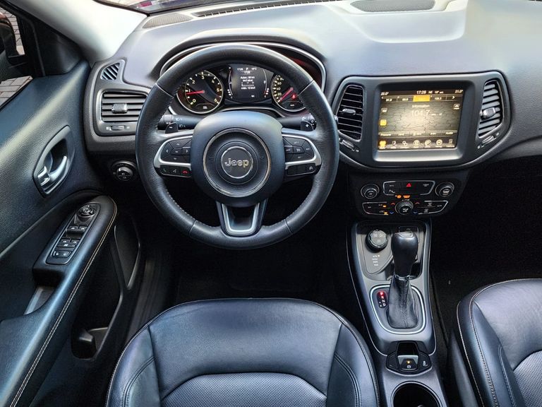 Jeep COMPASS LONGITUDE 2.0 4x4 Dies. 16V Aut.