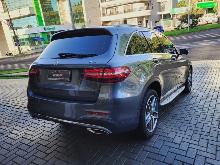 Mercedes GLC 250 Sport 4MATIC 2.0 TB 16V Aut.