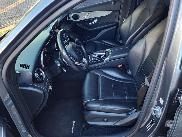 Mercedes GLC 250 Sport 4MATIC 2.0 TB 16V Aut.