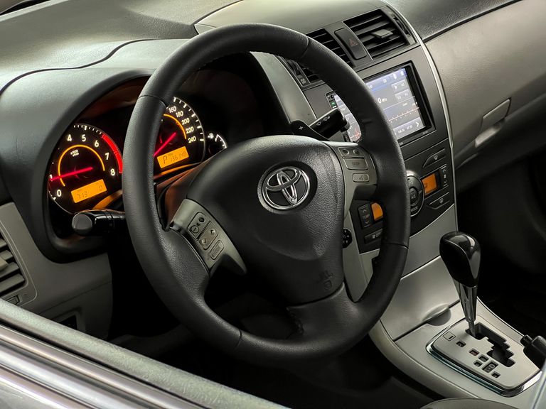 Toyota Corolla XEi 2.0 Flex 16V Aut.