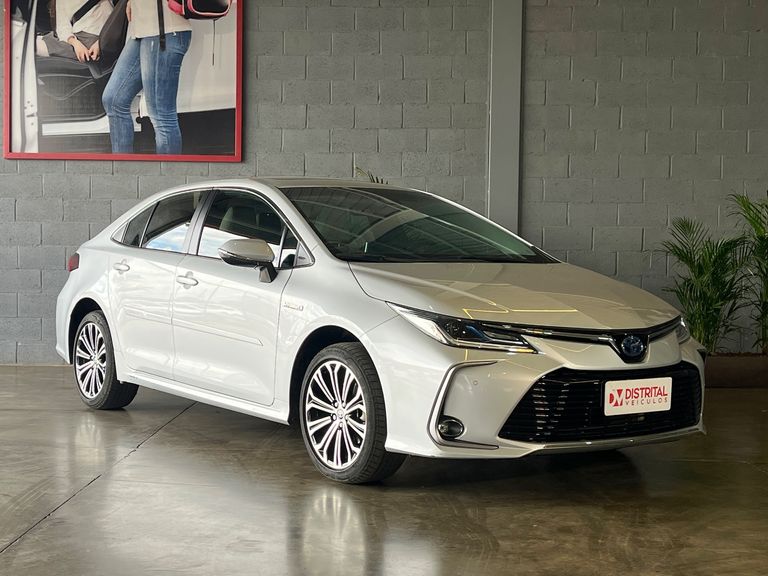 Toyota Corolla Altis Prem. 1.8 Aut. (Híbrido)