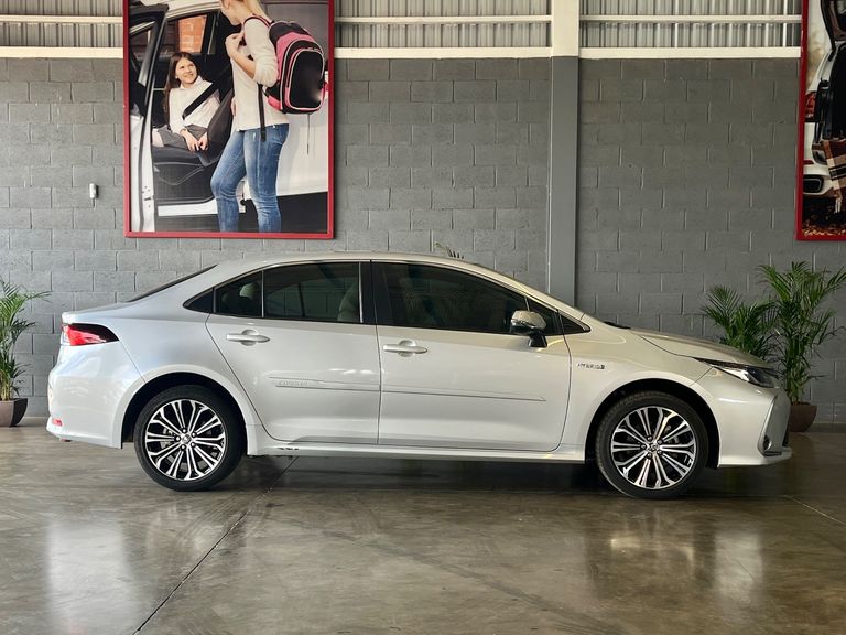 Toyota Corolla Altis Prem. 1.8 Aut. (Híbrido)