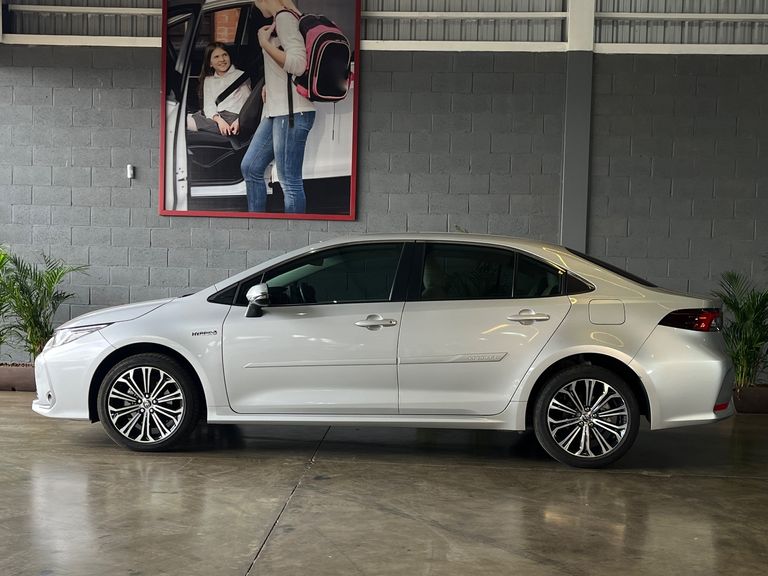 Toyota Corolla Altis Prem. 1.8 Aut. (Híbrido)