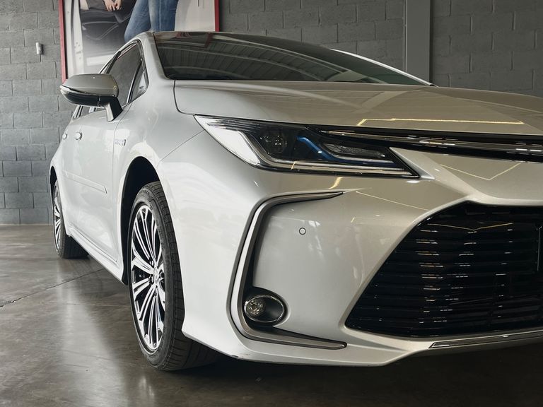 Toyota Corolla Altis Prem. 1.8 Aut. (Híbrido)