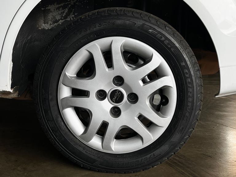 Ford Fiesta Sed. 1.6 8V Flex 4p