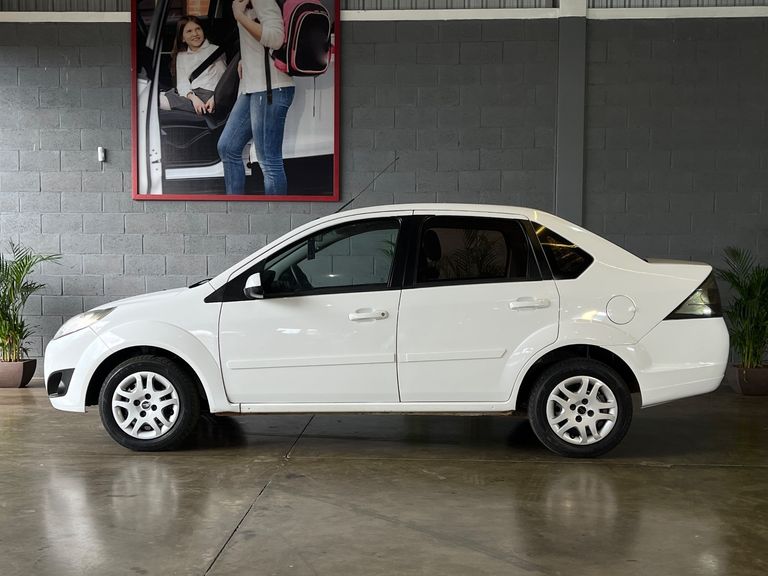 Ford Fiesta Sed. 1.6 8V Flex 4p