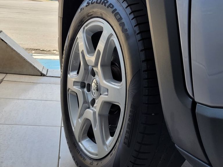 Jeep Renegade Sport T270 1.3 TB 4x2 Flex Aut.