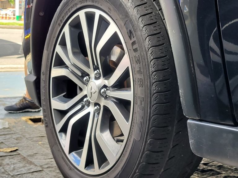 Mitsubishi OUTLANDER 2.0 16V 160cv Aut.