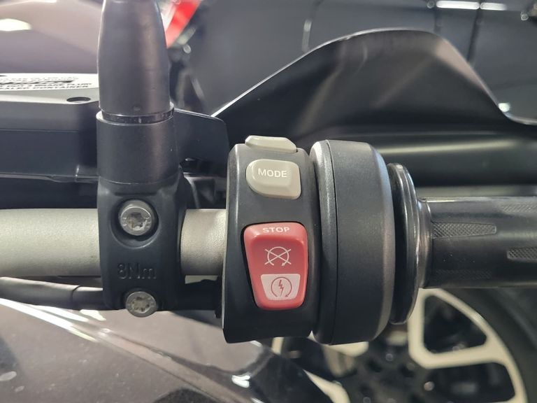 BMW R 1200 GS Triple Black