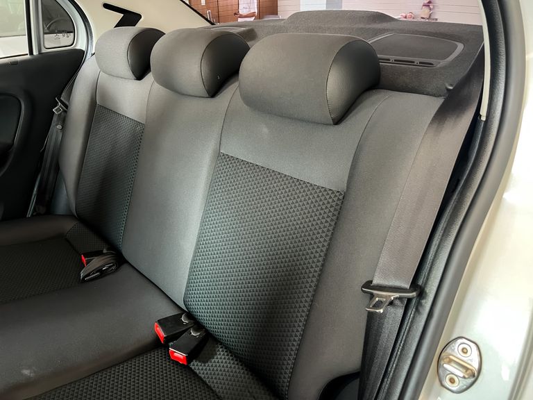 VolksWagen VOYAGE 1.6 MSI Flex 16V 4p Aut.