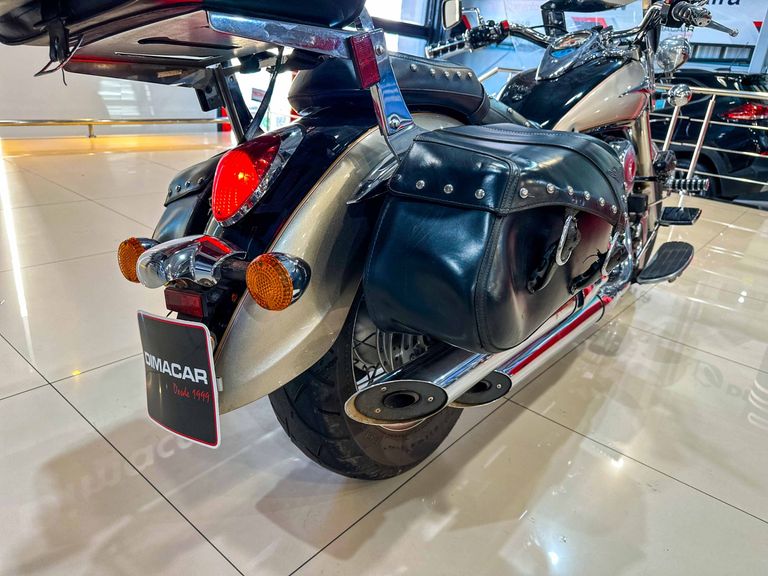 KAWASAKI VULCAN 900 CLASSIC LT