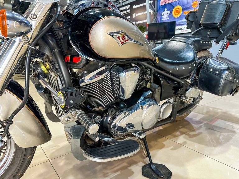 KAWASAKI VULCAN 900 CLASSIC LT