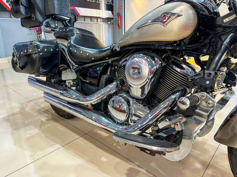 KAWASAKI VULCAN 900 CLASSIC LT