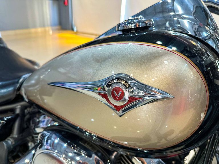 KAWASAKI VULCAN 900 CLASSIC LT