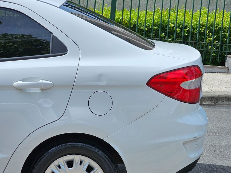 Ford Ka 1.5 Sedan SE 12V Flex 4p Aut.