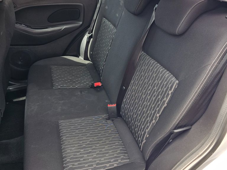 Ford Ka 1.5 Sedan SE 12V Flex 4p Aut.