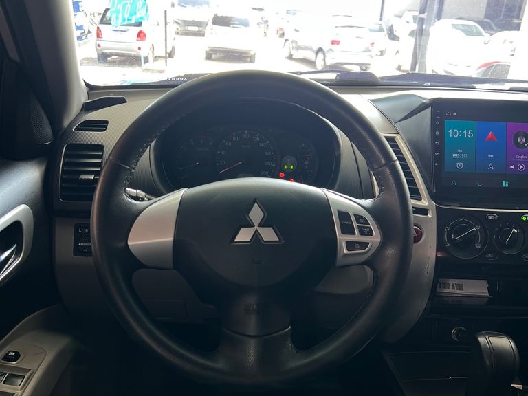 Mitsubishi Pajero DAKAR 3.2 4x4 T.I. Dies. 5p Aut.