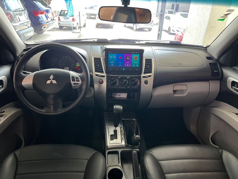 Mitsubishi Pajero DAKAR 3.2 4x4 T.I. Dies. 5p Aut.