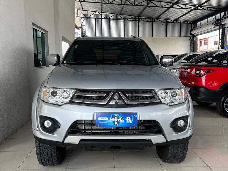 Mitsubishi Pajero DAKAR 3.2 4x4 T.I. Dies. 5p Aut.