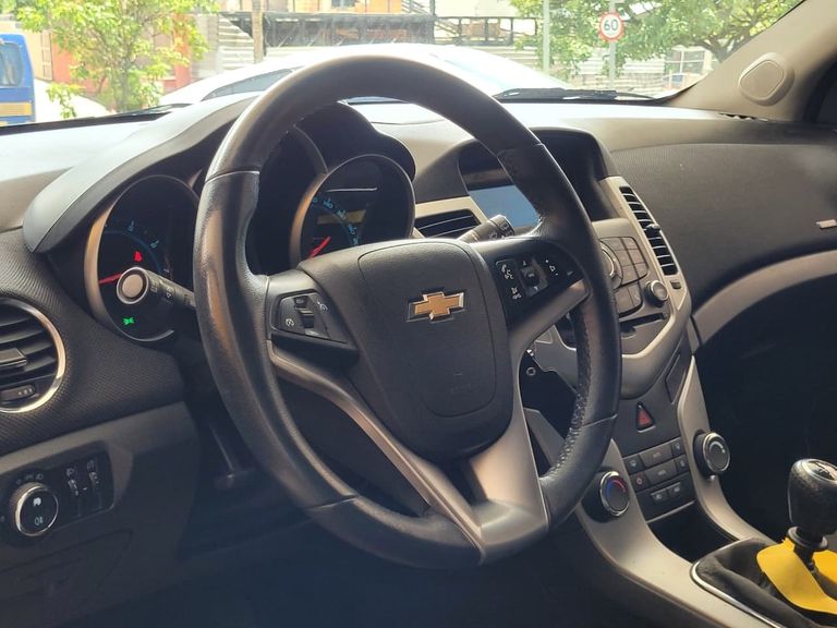 Chevrolet CRUZE HB Sport LT 1.8 16V FlexP. 5p Mec