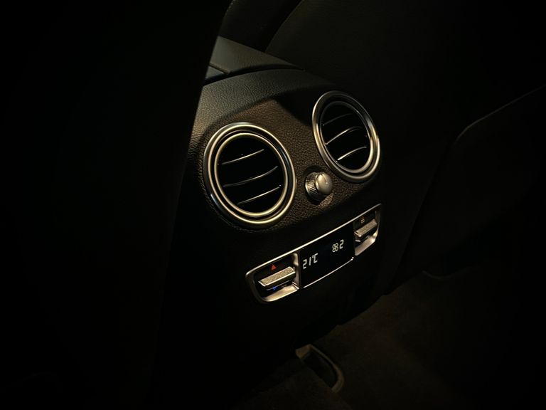 Mercedes EQC 400 4MATIC AMG Line (Elétrico)