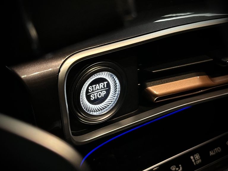 Mercedes EQC 400 4MATIC AMG Line (Elétrico)