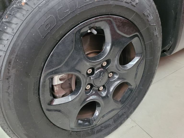 Jeep Renegade STD 1.8 4x2 Flex 16v Aut.